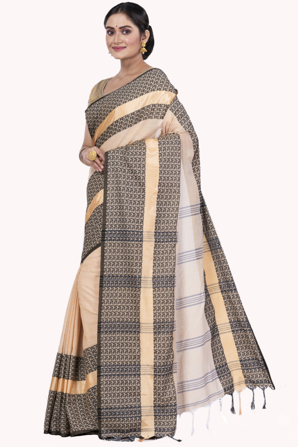 Off-White Pure Cotton Souraovi_Hand Hand Loom Saree (676)